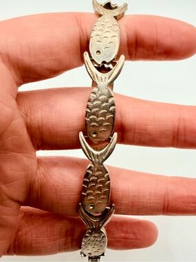 Vintage Silver Plated Fish Link Bracelet